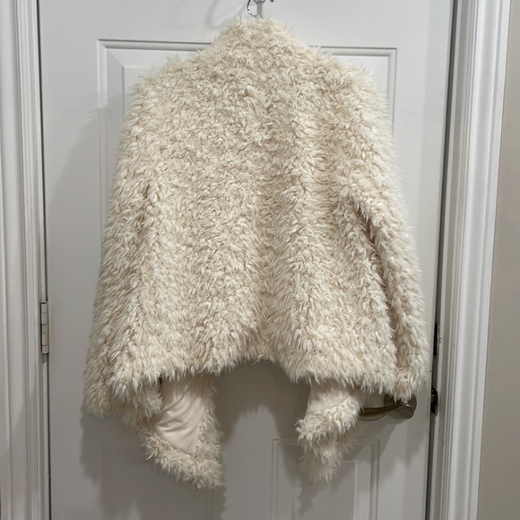 Forever 21 Fuzzy Coat - crème - large - Picture 4 of 7